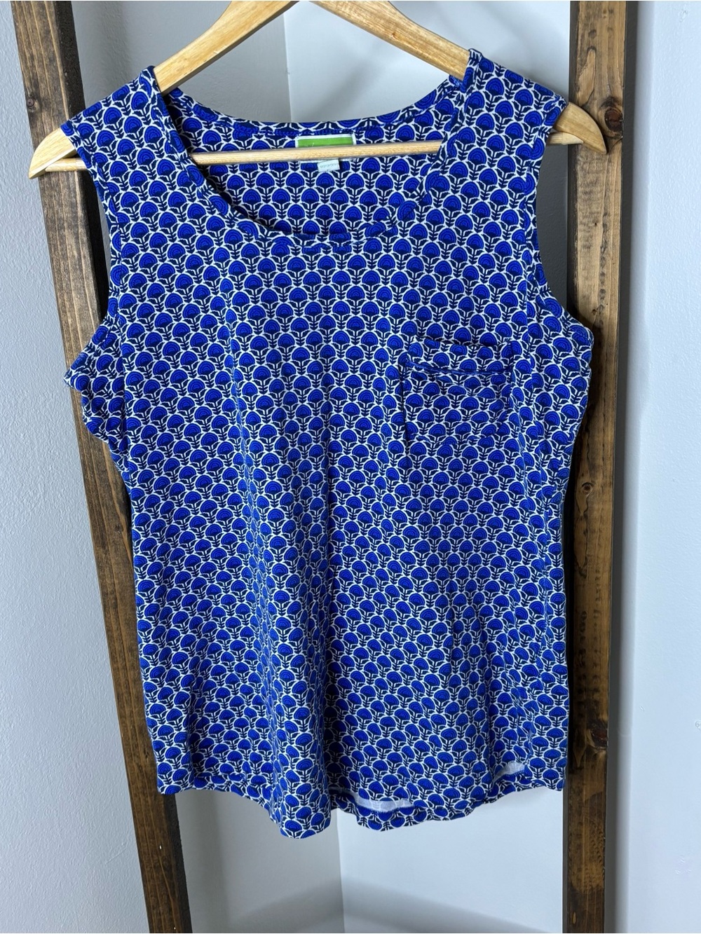 Vera Bradley Sleeveless Blue Patterned Women's Top Size L